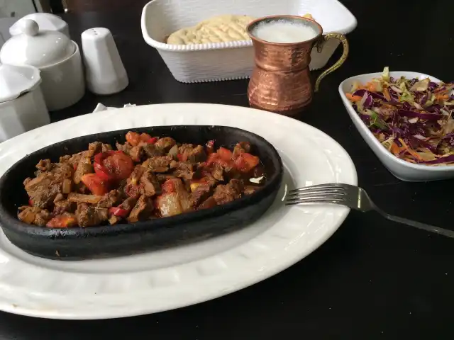 By Beyzade Kebap'nin yemek ve ambiyans fotoğrafları 12