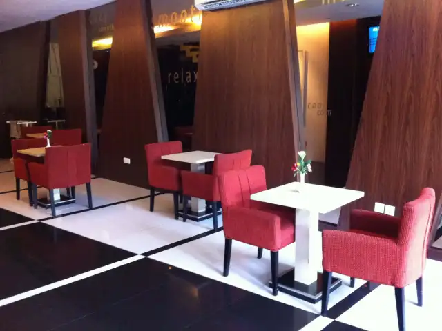 Gambar Makanan Lim Bistro - Feodora Hotel 5