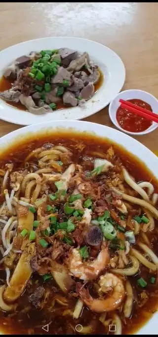 Restoran Seng Huat 成发茶餐室(正宗海南滑鸡饭)