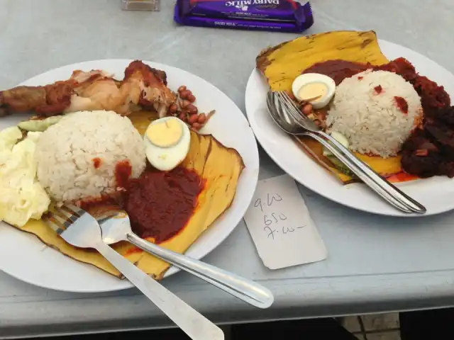 Nasi Lemak Famous Food Photo 12