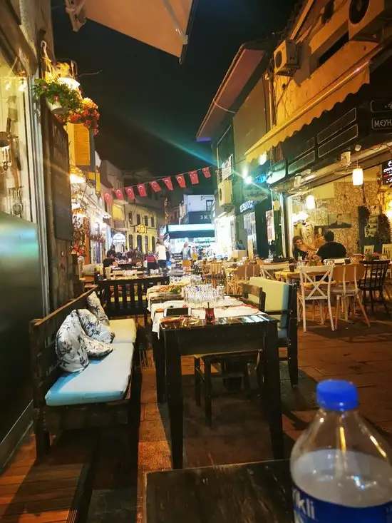 Defne Yaprağı Balık Restaurant Dalyanköy Çeşme'nin yemek ve ambiyans fotoğrafları 4