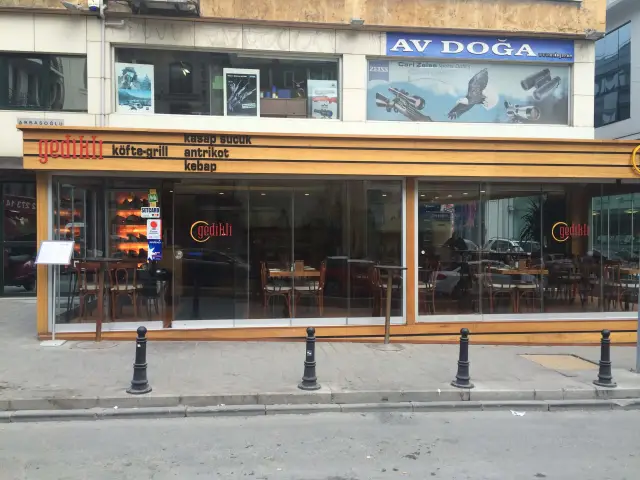 Karaköy Gedikli Köfte'nin yemek ve ambiyans fotoğrafları 32