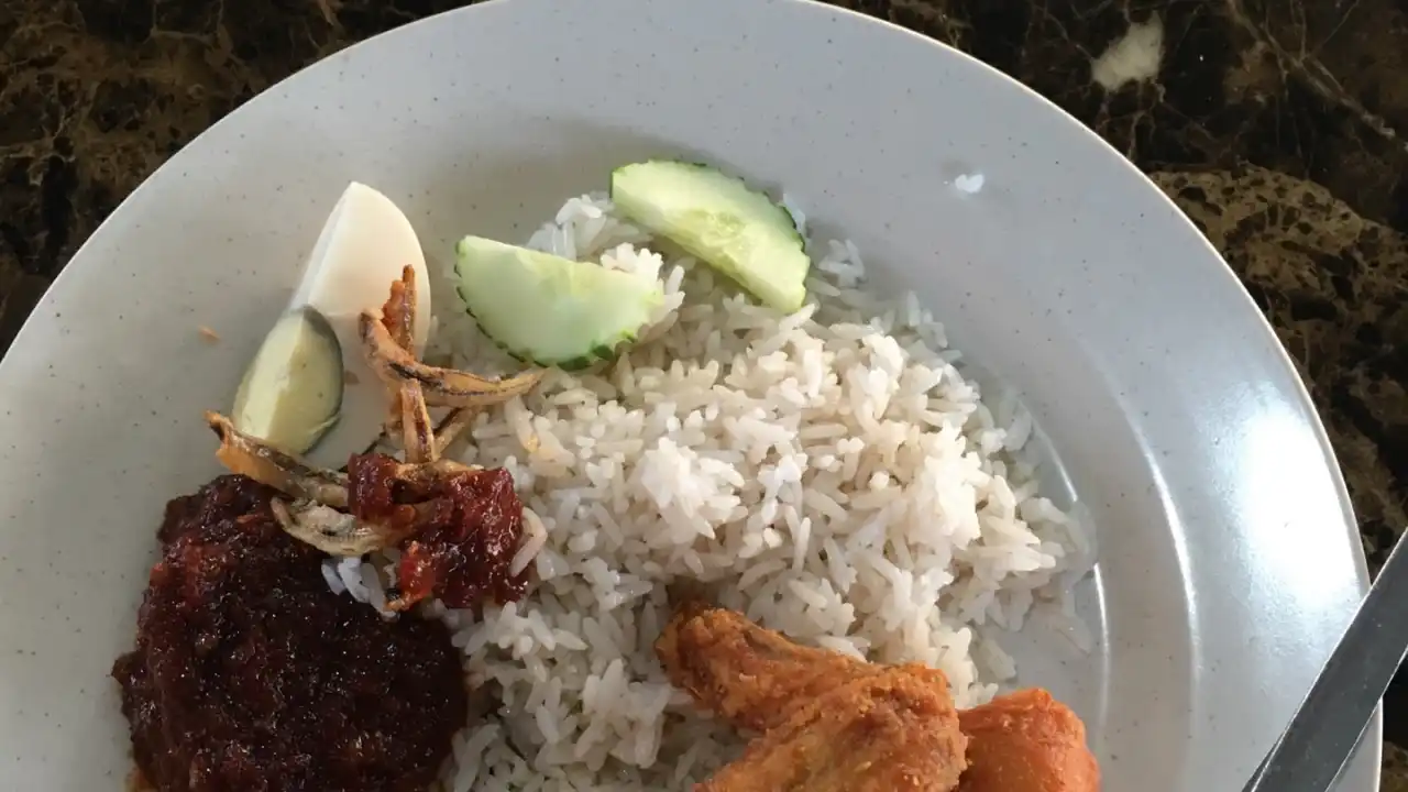 Nasi Dagang Kuala Kemaman