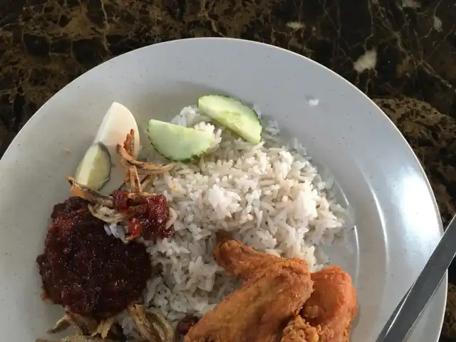 Nasi Dagang Kuala Kemaman Food Photo 1