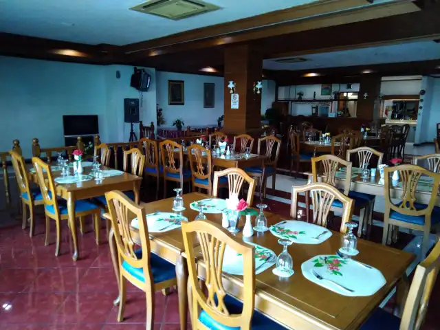 Gambar Makanan Rosalyn Restaurant - Hotel Efita 4