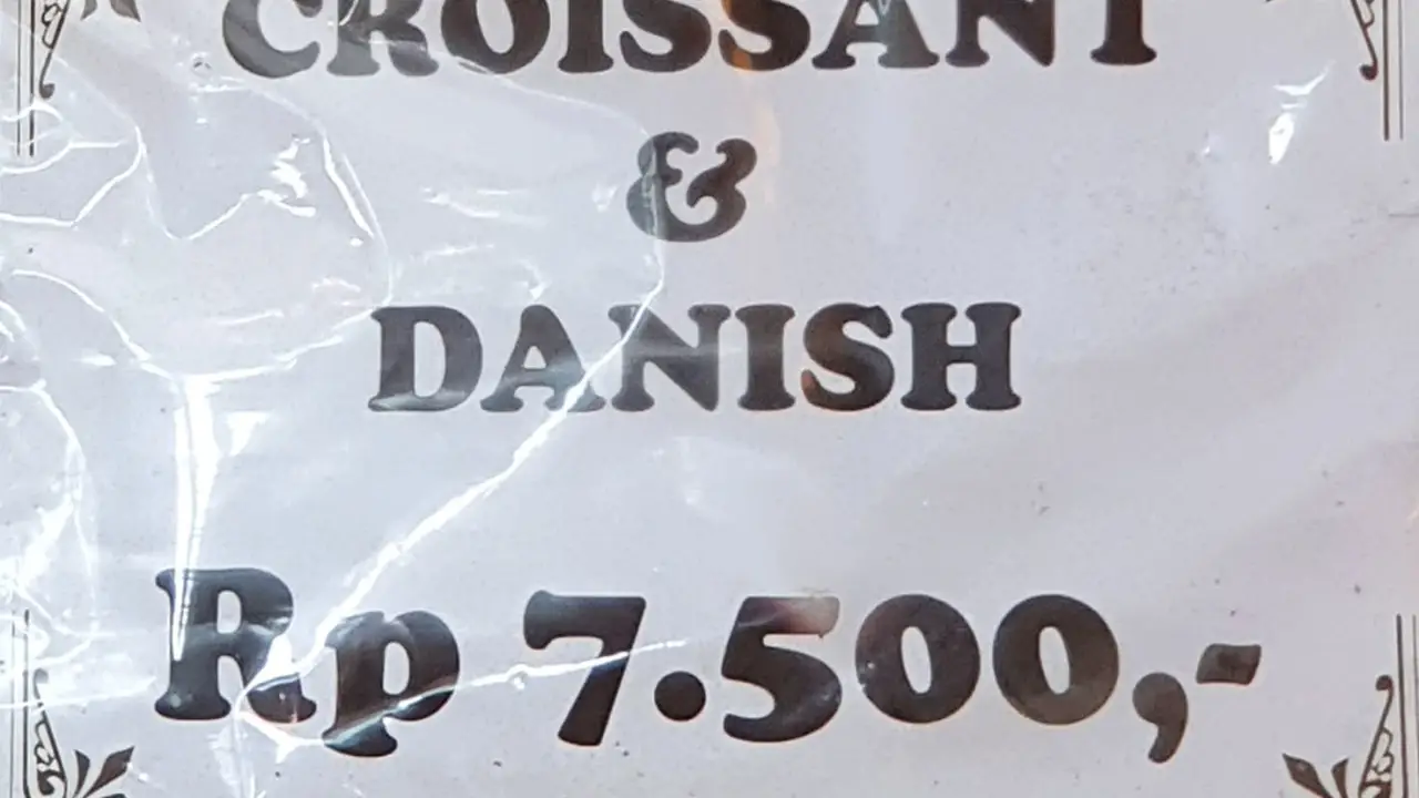 Croissant & Danish - Farmhouse