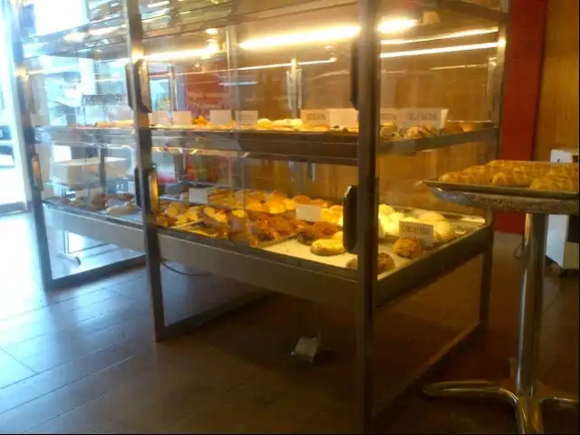 Neng's Bakery