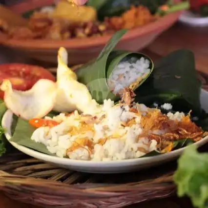 Gambar Makanan Nasi Uduk & Ayam Goreng Lahap, Tanjung Duren Raya 10