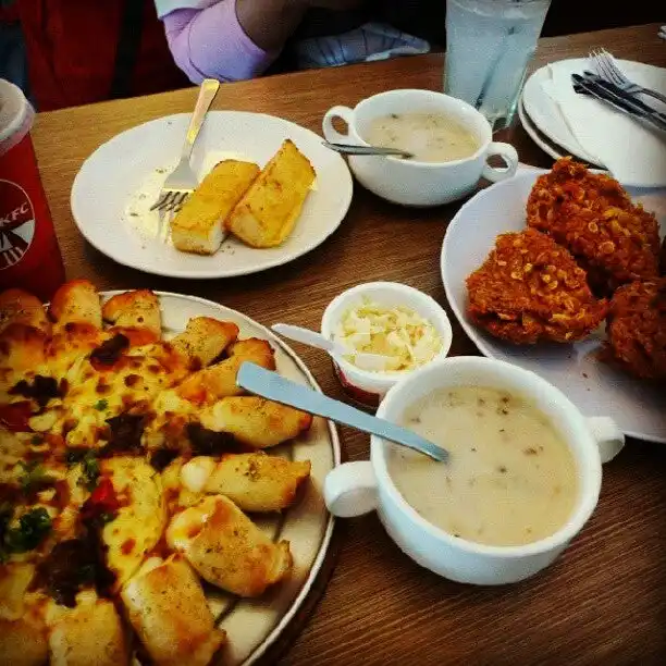 Pizza Hut Kota Damansara Food Photo 5