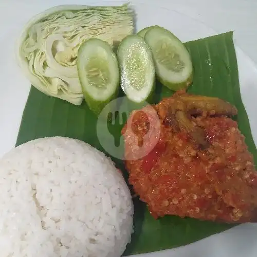 Gambar Makanan Ayam Geprek NAGA 10