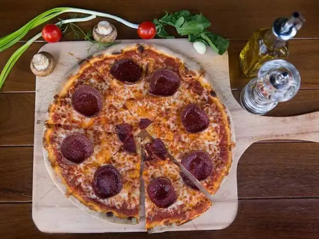 Mios Pizza'nin yemek ve ambiyans fotoğrafları 12