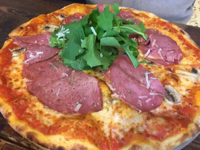 Fornello Pizza'nin yemek ve ambiyans fotoğrafları 24