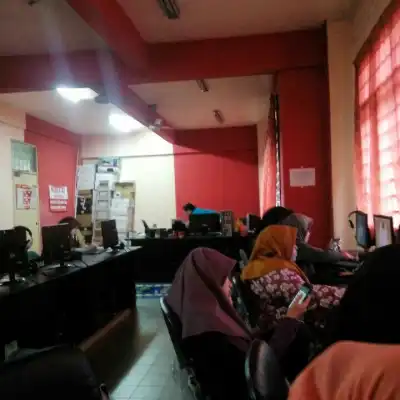Cyber Cafe Blok Kediaman Seri Laka