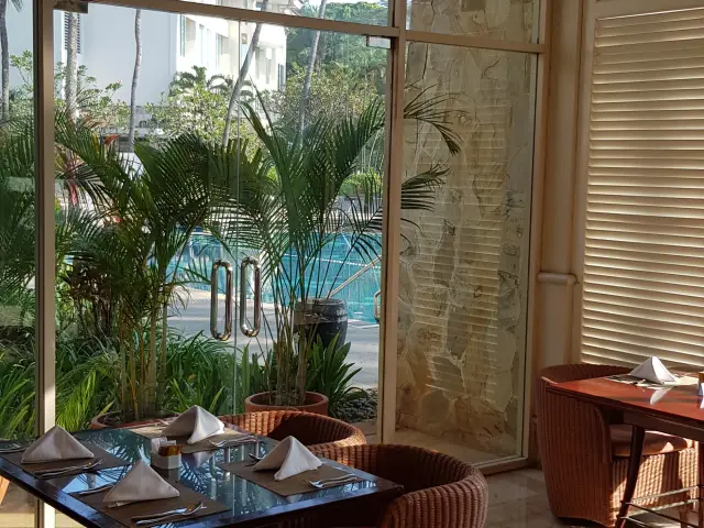 Gambar Makanan Linjani Restaurant - Bandara International Hotel Managed by Accorhotels 3