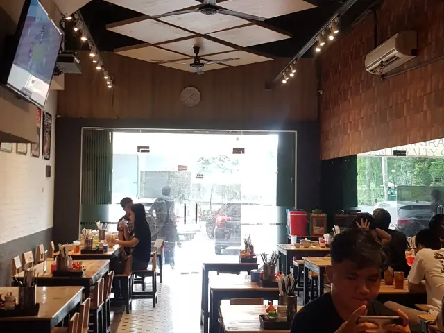 Gambar Makanan Ncek Legenda Noodle Bar 19