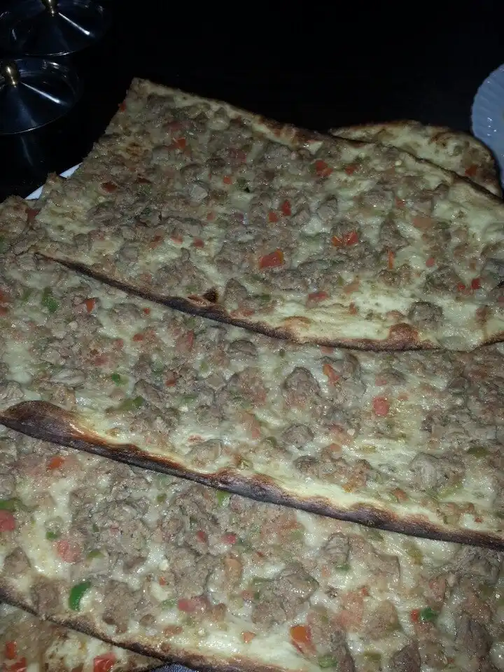 Güleryüz Etliekmek ve Kebab Dünyası