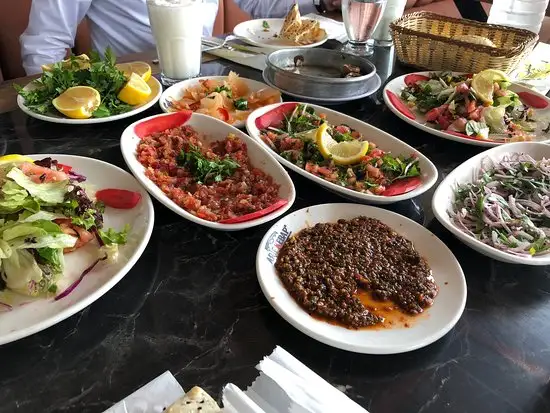 Arif Kebap ve Lahmacun Salonu