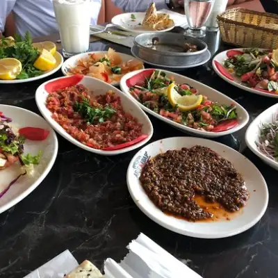 Arif Kebap ve Lahmacun Salonu