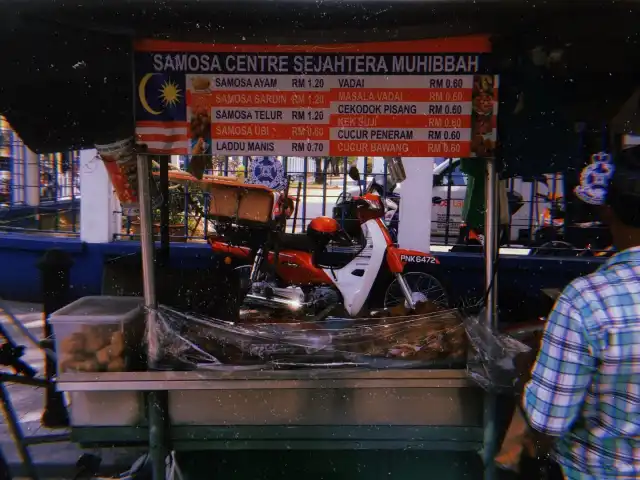 Samosa Depan Balai Polis IPD Timur Laut Food Photo 1
