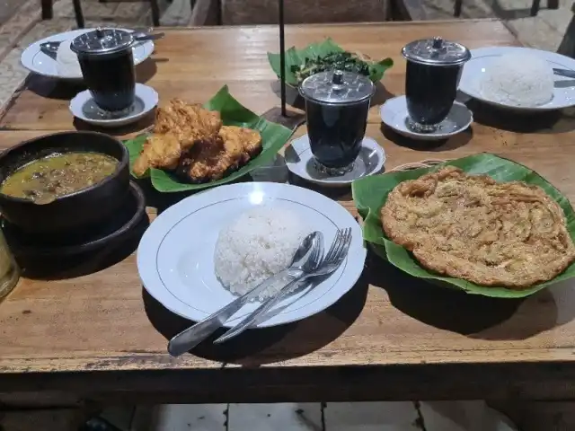 Gambar Makanan Kopi Klotok Seturan 2