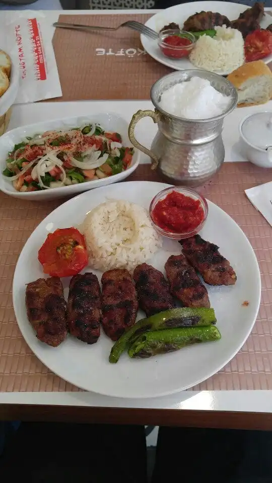Tunç Ustam Köfte'nin yemek ve ambiyans fotoğrafları 6