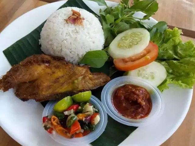 Gambar Makanan Ayam Goreng Maulagie 5