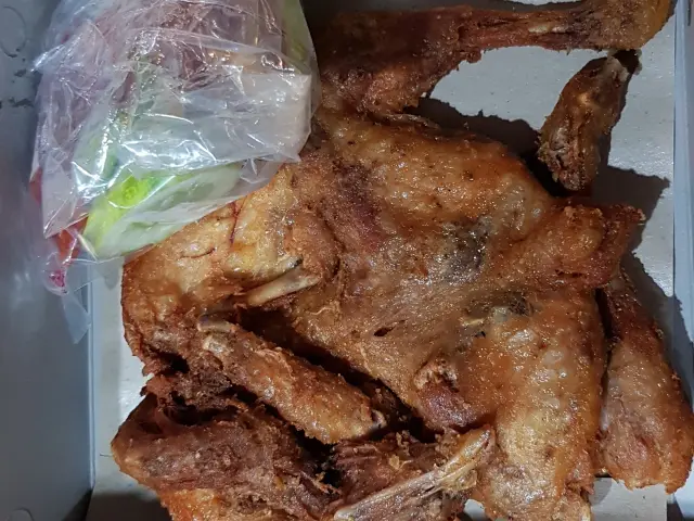 Gambar Makanan Ayam Goreng Karawaci 10