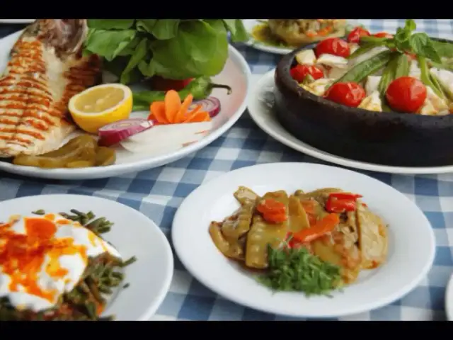Sagaris Ege ve Akdeniz Mutfağı'nin yemek ve ambiyans fotoğrafları 3