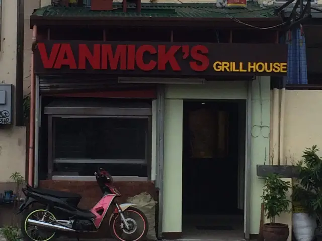 Vanmick's Grill House Food Photo 3