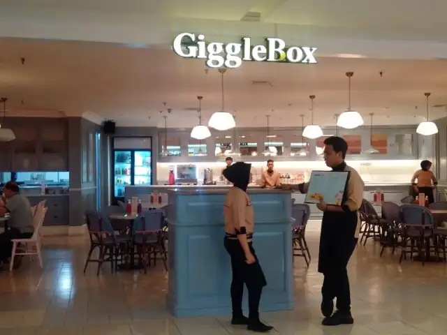 Gambar Makanan Giggle Box Plaza Semanggi 12