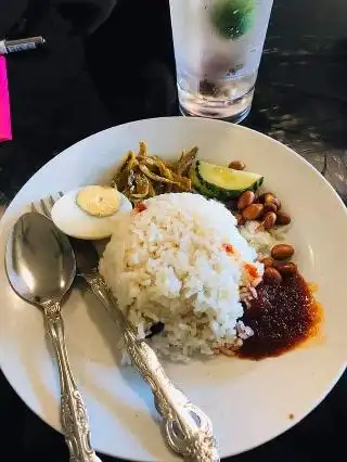 WANELLA KITCHEN (Nasi Lemak depan Lotus's) Food Photo 2