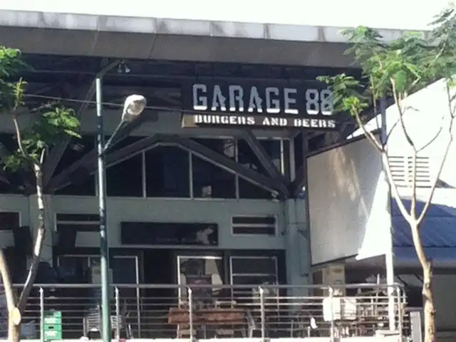 Garage 88 Food Photo 4