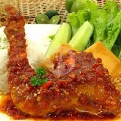 Gambar Makanan Ayam Penyet Itha, Kerobokan 1