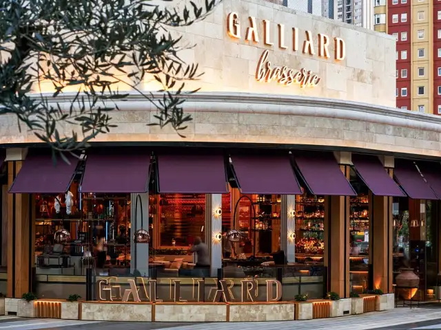 The GALLIARD Brasserie'nin yemek ve ambiyans fotoğrafları 31