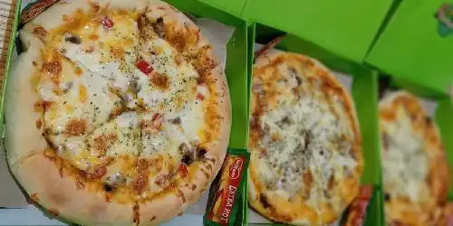 Pitsabiyyu Pizza Pasta, Mantrijeron