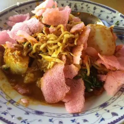 Lontong Sayur Uda Uni