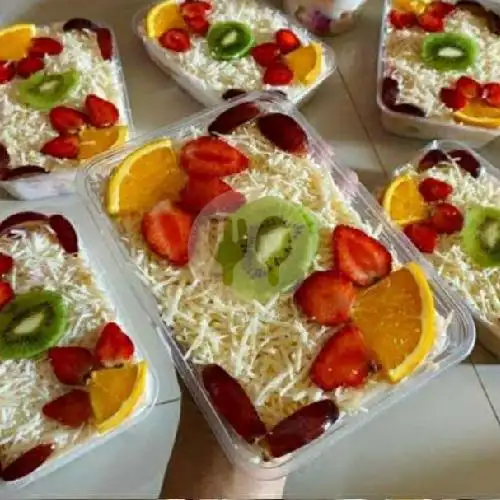 Gambar Makanan Salad Buah & Vegetarian, Jl.Imam Bonjol Gg Ramayana XI 5