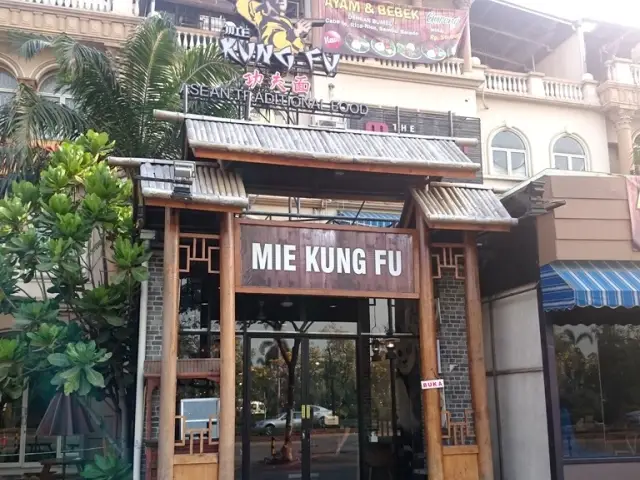 Gambar Makanan Mie Kung Fu 9