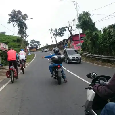 Warung Mang Ade Puncak