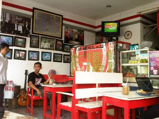 Gambar Makanan Djodo Cafe Shop 15