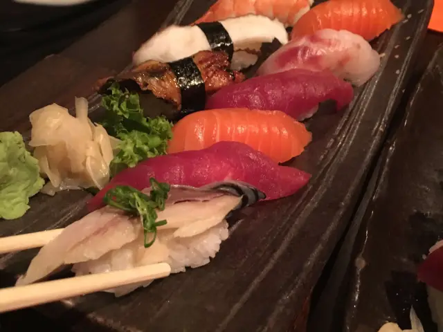 İoki Sushi Bar & Japanese Restaurant'nin yemek ve ambiyans fotoğrafları 63
