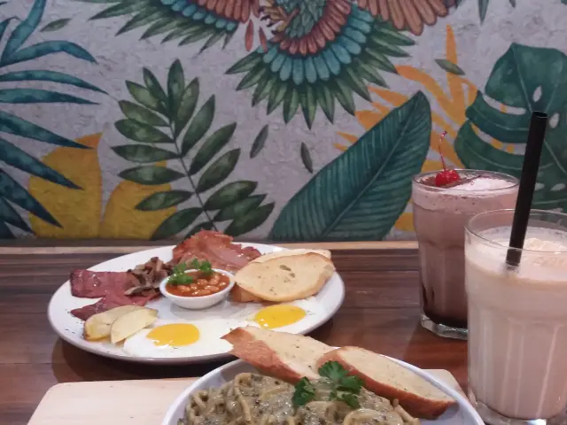 Gambar Makanan Wake Cup Coffee & Eatery - Grand Sovia Hotel Bandung 9