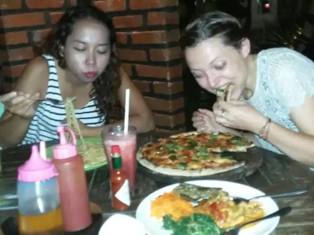 Gambar Makanan Garden Canggu by Pizza House 5