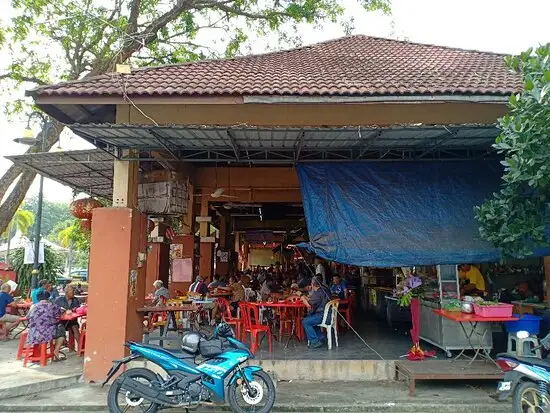 Dengkil Hawker Center