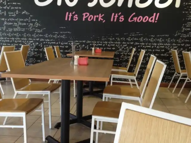 OldSchool - It's Pork, It's Good! Food Photo 2