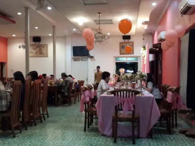 Gambar Makanan Jade Restaurant 8