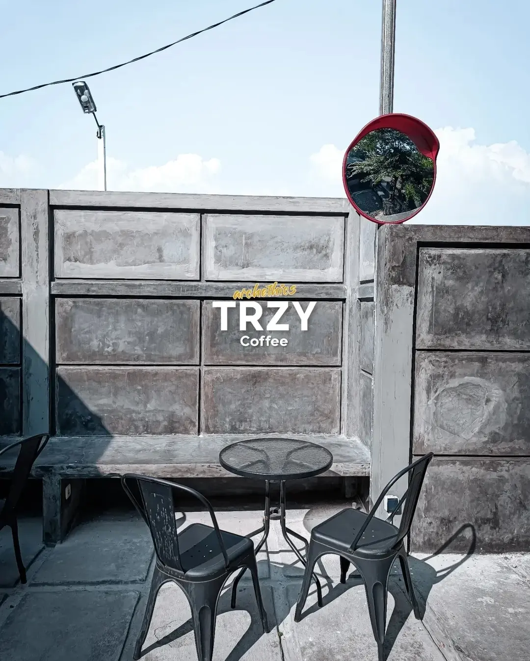 TRZYCoffee