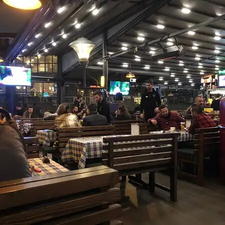 Dos Bros Irish Cafe'nin yemek ve ambiyans fotoğrafları 16