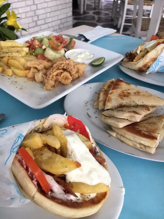 Gambar Makanan Santorini Greek Restaurant Kuta 15