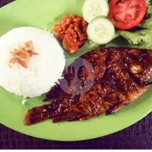 Gambar Makanan Ikan dan Ayam bakar madu Abak Ibra, Legian 10